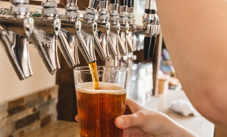 Red Horse — pour