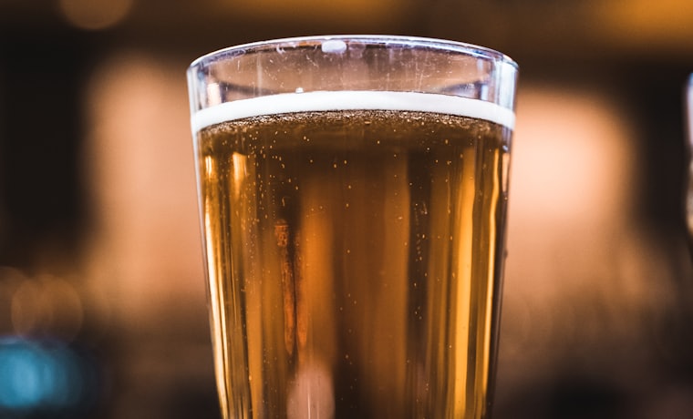 San Miguel — bar service